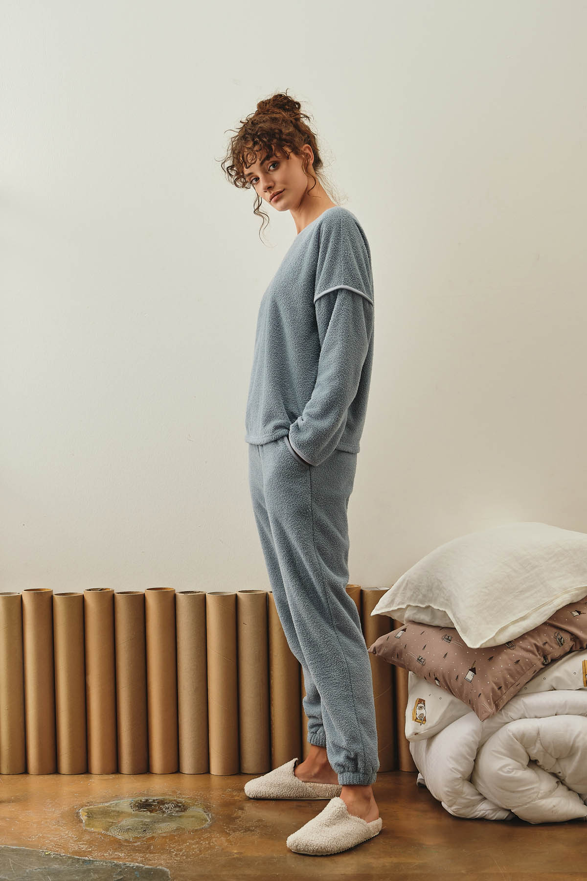 Kadın Yumuşak Dokulu Yaka Detaylı Uzun Eşofman Takımı