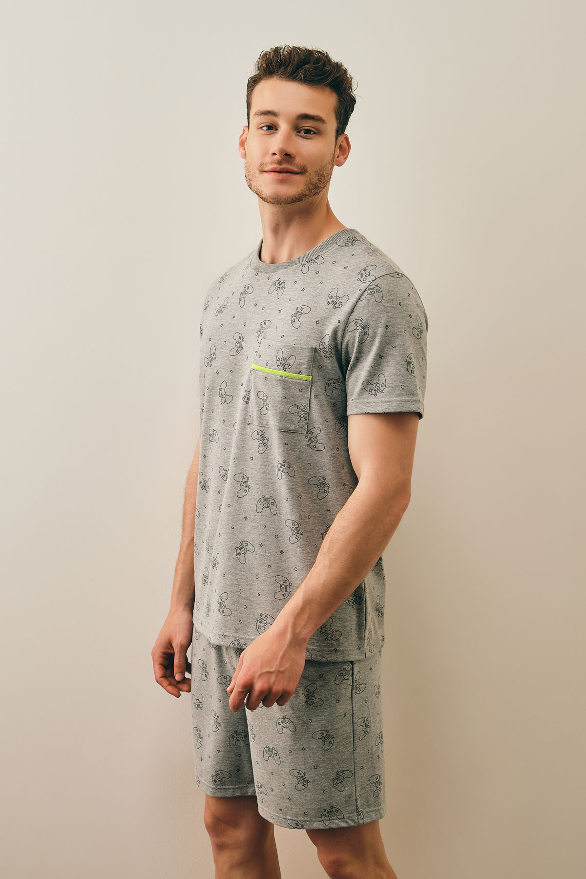Erkek Pamuklu Kısa Kollu Şort Pijama Takımı