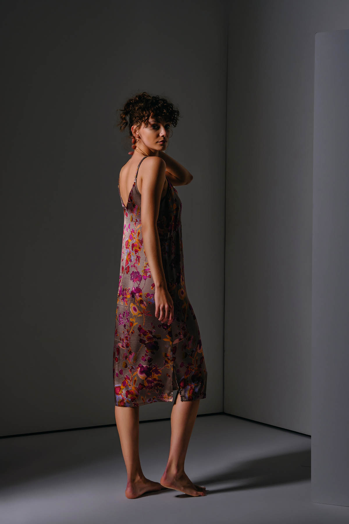 Kadın Vegan Dokuma Ayarlanır Askılı Kısa Elbise