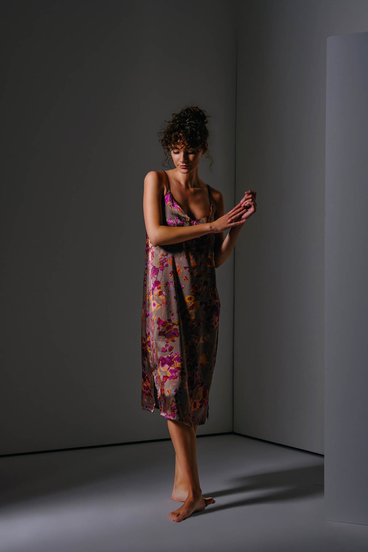 Kadın Vegan Dokuma Ayarlanır Askılı Kısa Elbise