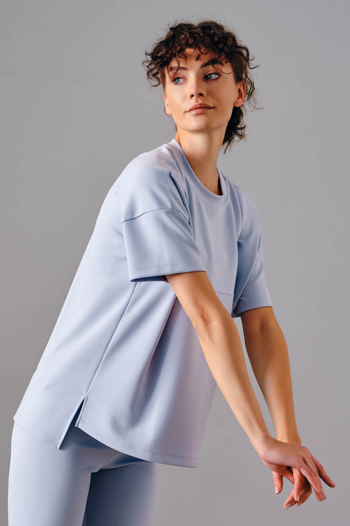 Kadın Soft Touch Yırtmaç Detaylı Kısa Kollu Tshirt
