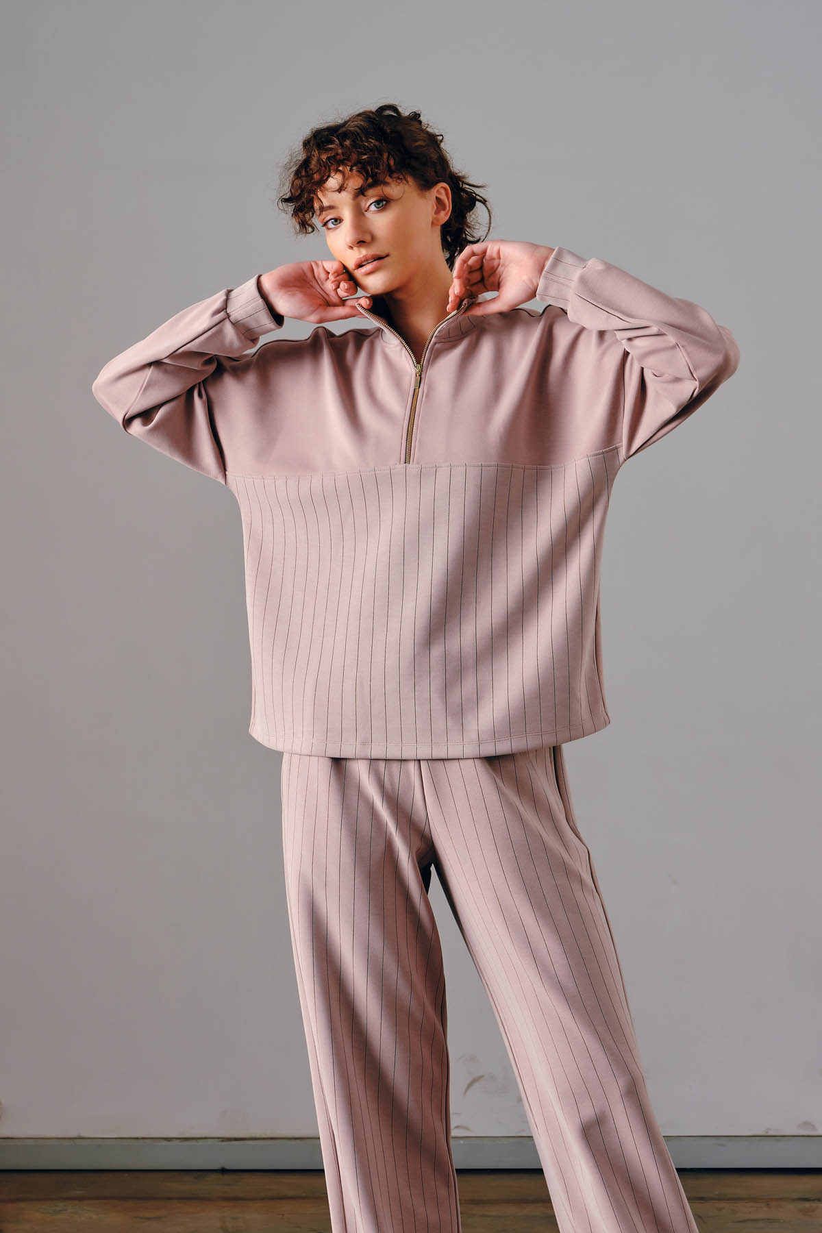 Kadın Soft Touch Yarım Fermuarlı Sweatshirt