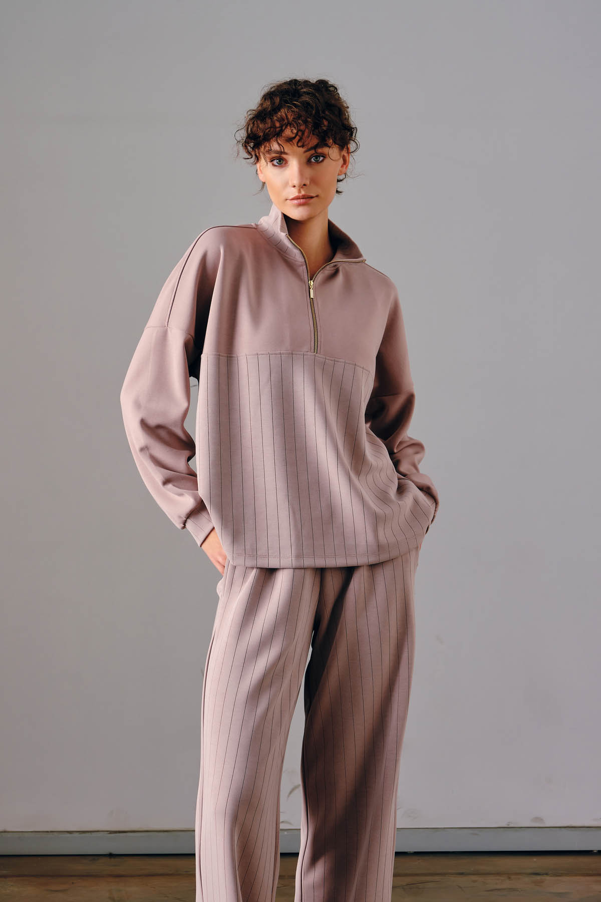 Kadın Soft Touch Yarım Fermuarlı Sweatshirt