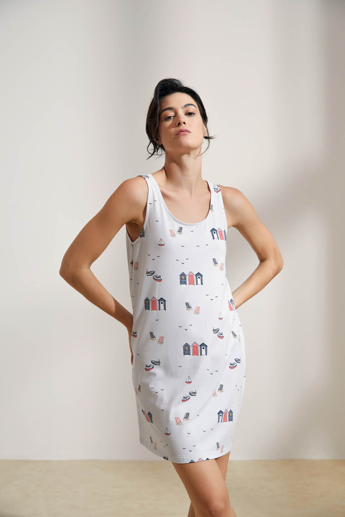 Kadın Pamuklu Kolsuz Kalın Askılı Gecelik