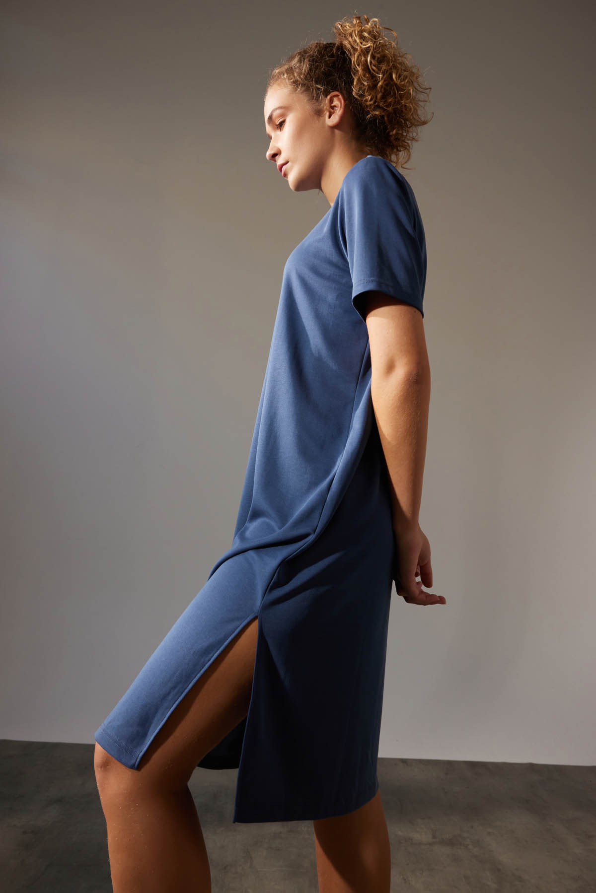 Kadın Cupro Pique Yırtmaç Detaylı Elbise