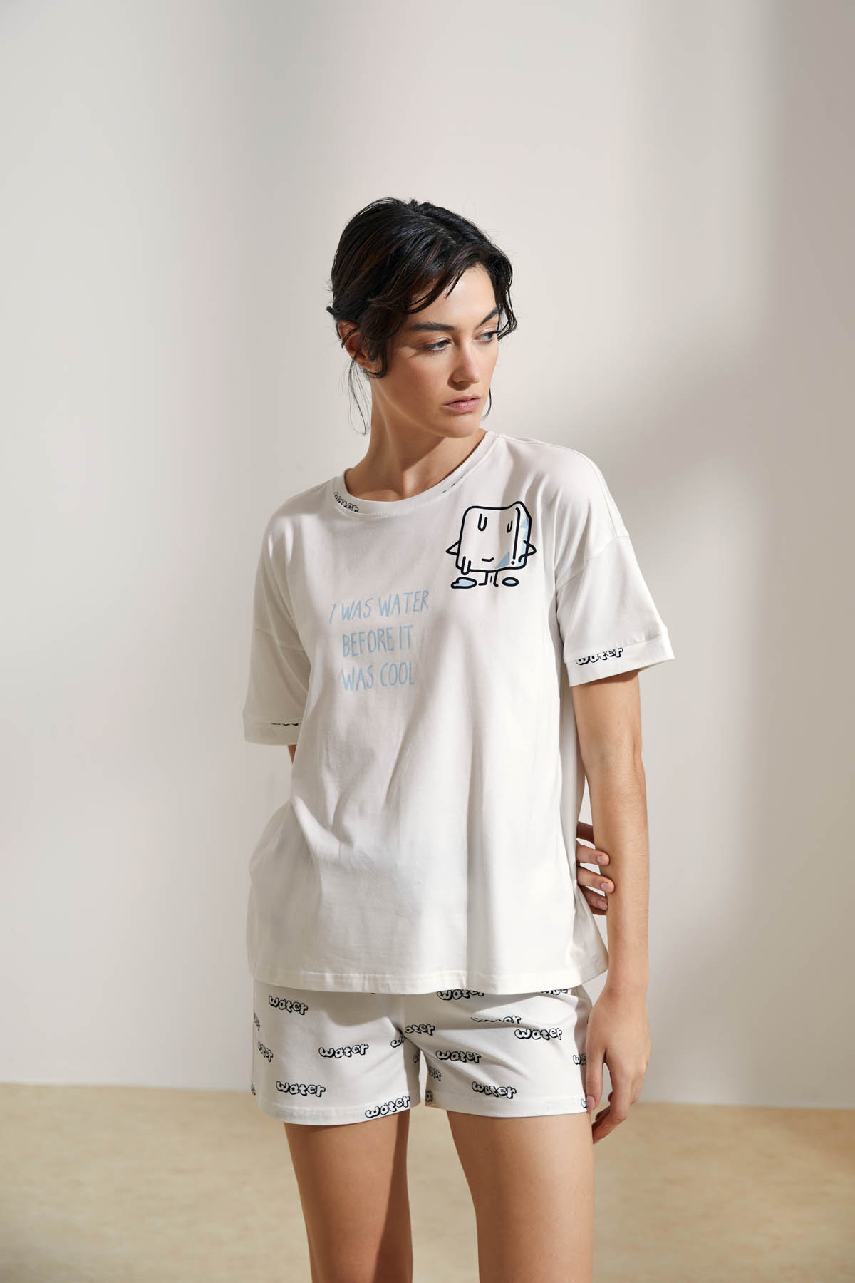 Kadın Pamuklu Kolsuz Şortlu Pijama Takımı