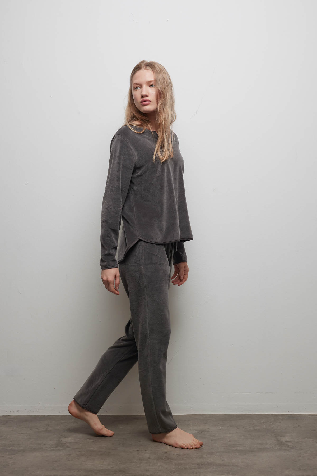 Kadın Pamuklu V Yaka Uzun Kollu Eşofman Üstü