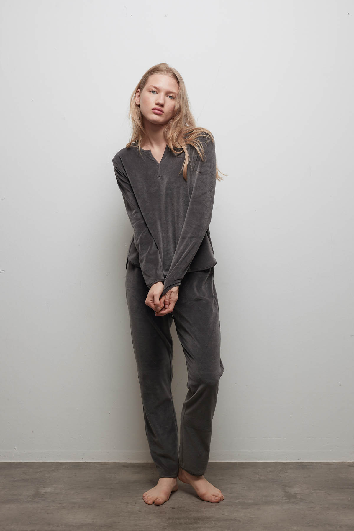 Kadın Pamuklu V Yaka Uzun Kollu Eşofman Üstü