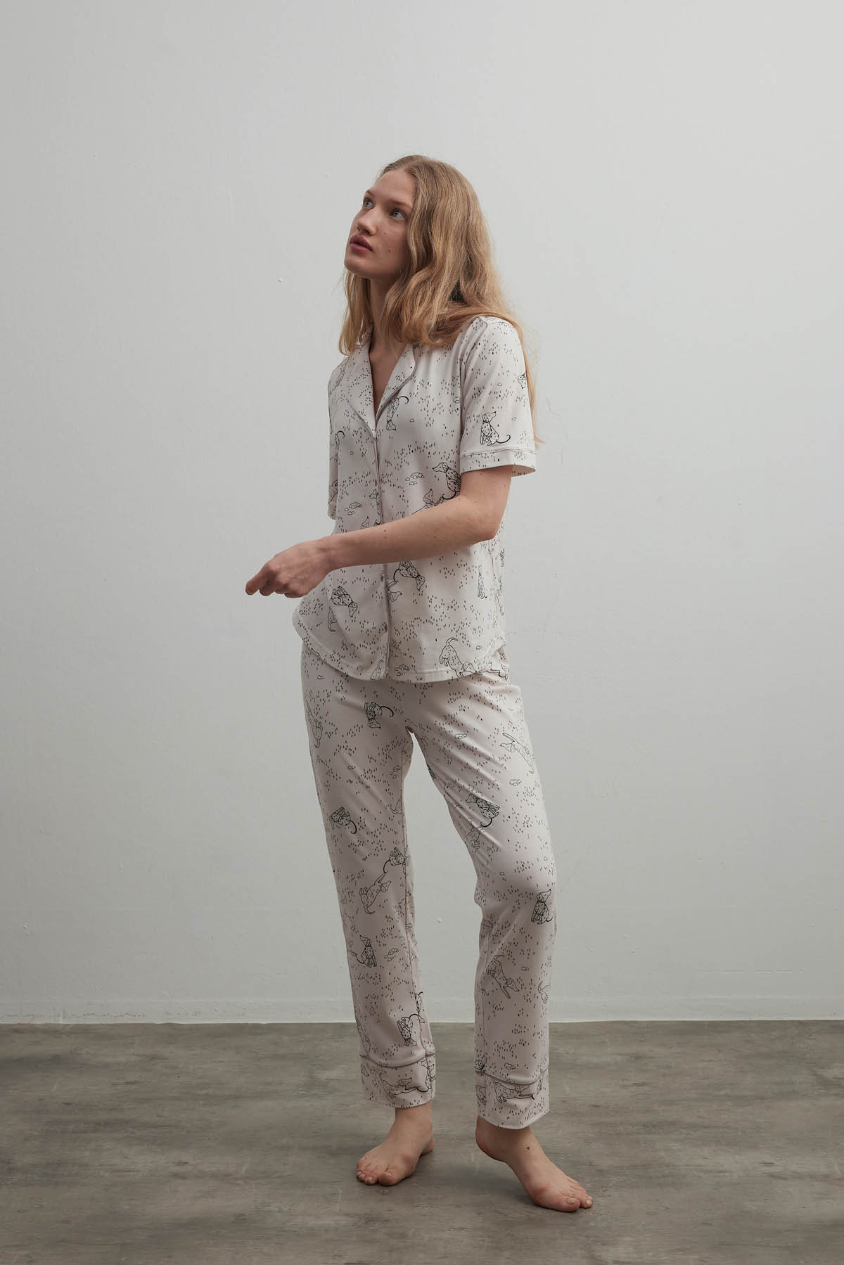 Kadın Pamuklu Gömlek Yaka Kısa Kollu Pijama Üstü