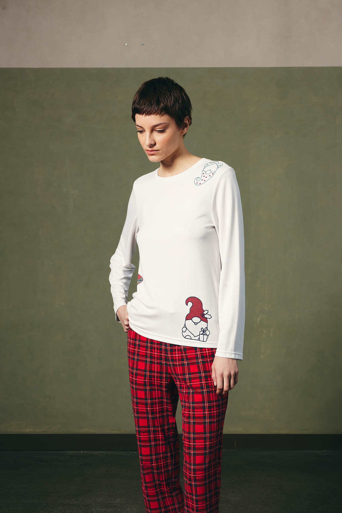 Kadın Pamuklu Uzun Kollu Kapri Pijama Takımı